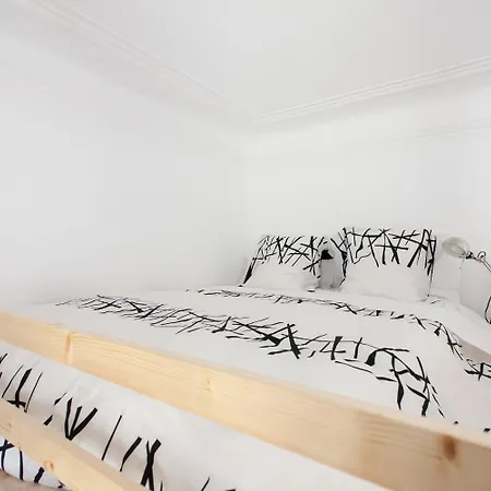 Palma Located * Lisboa